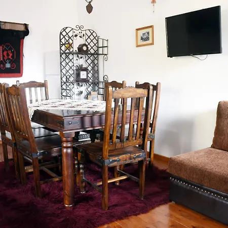 아파트 λαγουμι α1